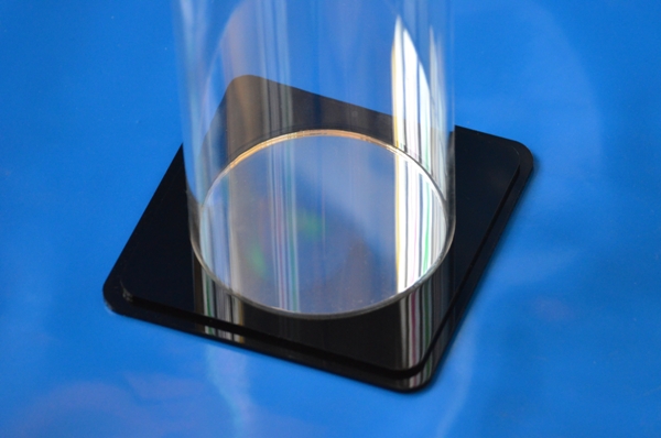 Plexiglas® Boden für Rohr Ausführung mit Nut Farbe Schwarz
